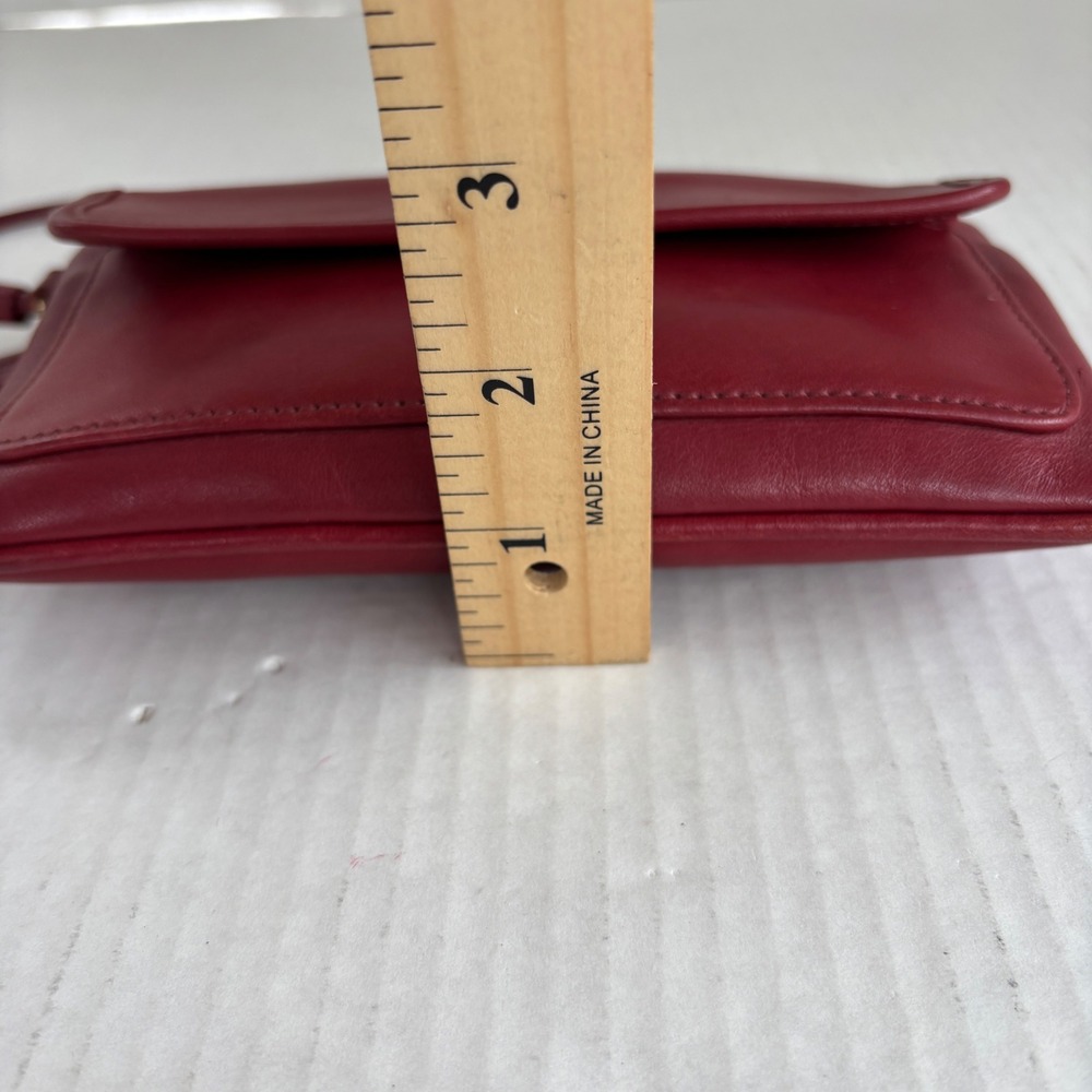 Coach Vintage Red Leather‎ Turnlock Wristlet Clutch Glove Tanned Cowhide 7.5in - Picture 7 of 10